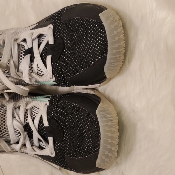 Adidas DAME 8 Damian Lillard 4th Quarter KO  Gray/Mint  Women Size 6.5 - Picture 7 of 9